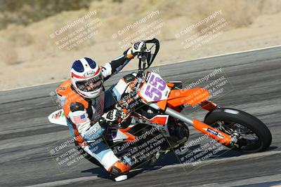 media/Dec-01-2025-Moto Forza (Mon) [[2daa91e15f]]/2-Intermediate Group/Session 4 Turn 9/